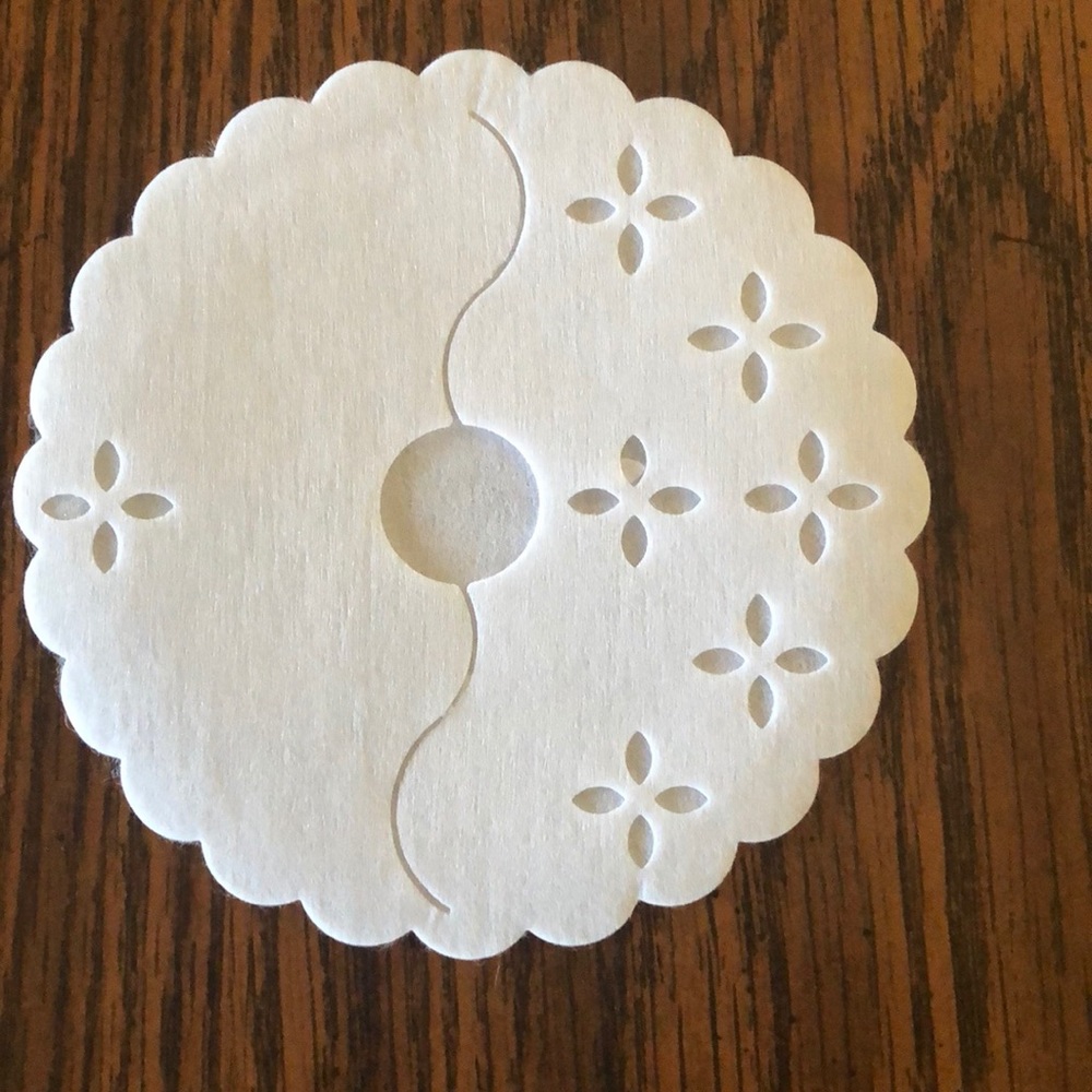 Cheese/Sweets Doilies 🐶 - Picture 2 of 3
